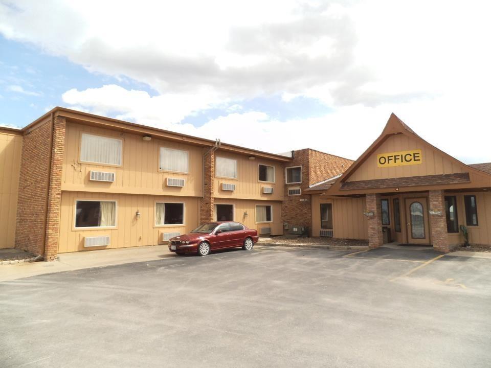 Days Inn By Wyndham West Branch Iowa City Area Buitenkant foto