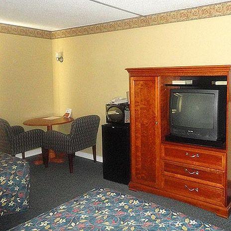 Days Inn By Wyndham West Branch Iowa City Area Kamer foto